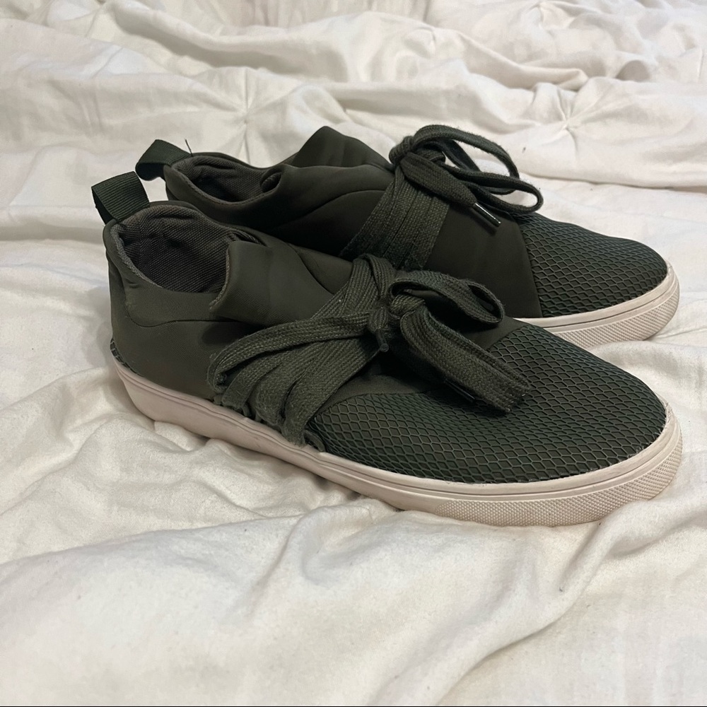Steve Madden Green Sneakers